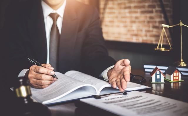 How a Vero Beach Real Estate Attorney Can Help ProtectYou